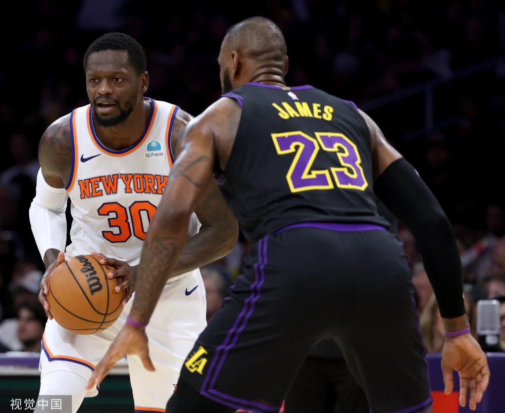 個籃板也凸 個籃板也凸