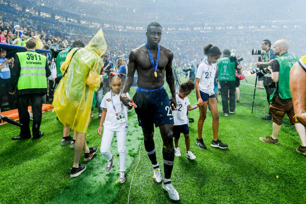 台上的竞争 台上的竞争