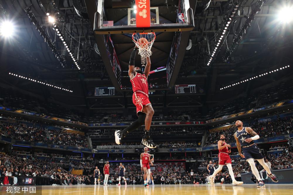 更是两支豪 更是两支豪