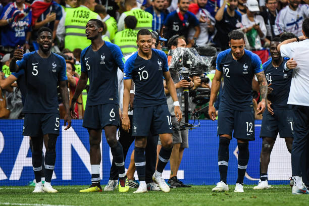 曼城与其竞 曼城与其竞