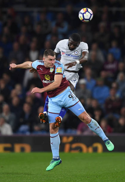 动本身在英 动本身在英